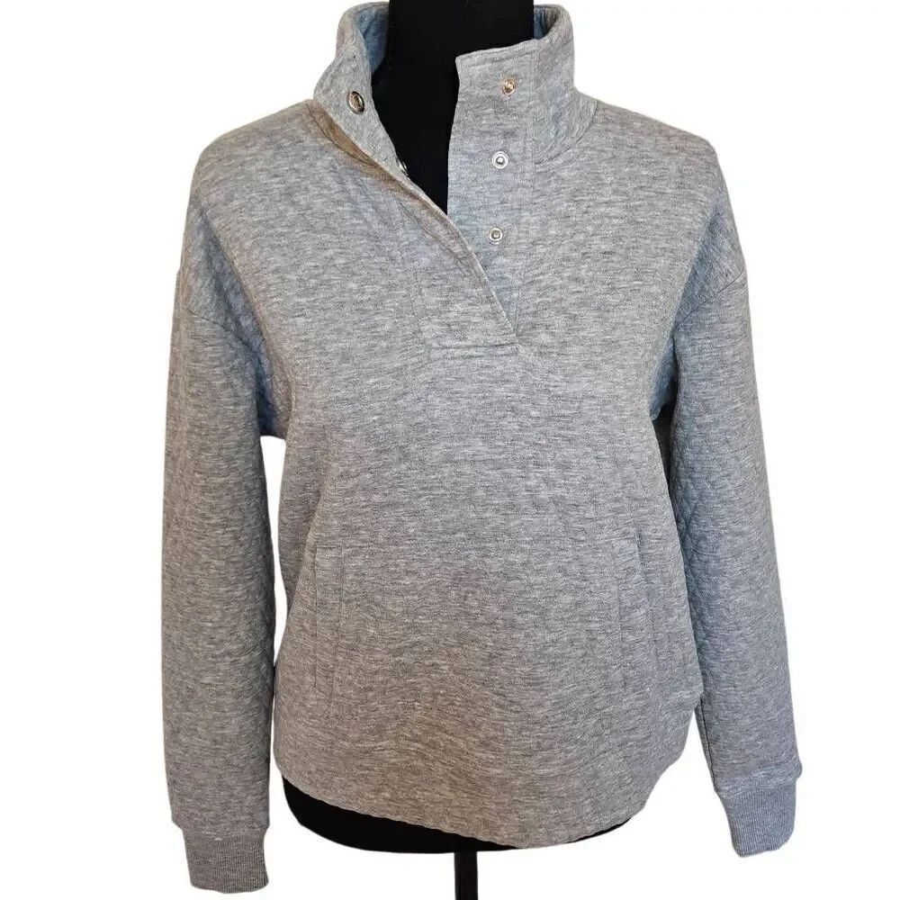 NWT Yogalicious Lux Womens Diamond Quilted Pullover Sweatshirt Heather Gray XS